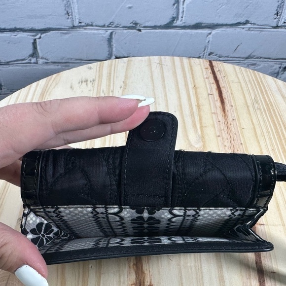 Black Vera Bradley Nylon Quilted Versatile Wallet Patent Leather Trim Small - Picture 7 of 9